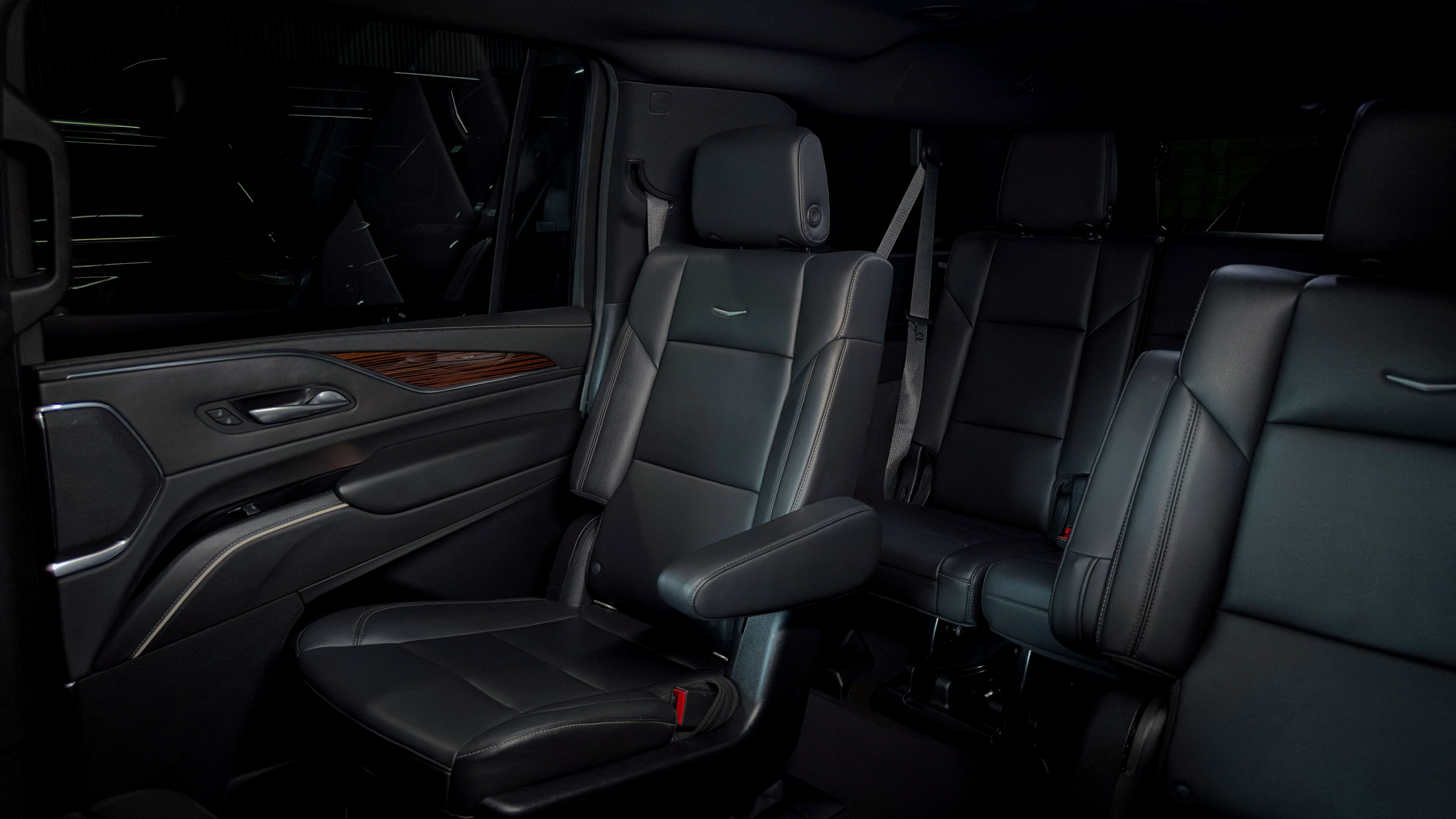 Cadillac Escalade Interior 1